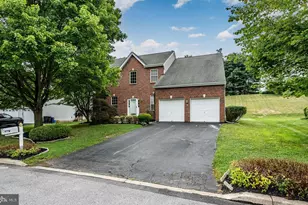 129 Spur Ln, West Chester, PA 19382 - Photo 1
