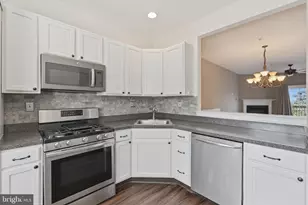 235 Buchanan Ct, Downingtown, PA 19335 - Photo 9