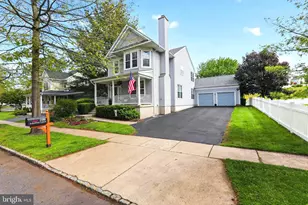 109 Lindley Ln, Pottstown, PA 19465 - Photo 3