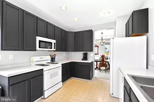 109 Lindley Ln, Pottstown, PA 19465 - Photo 21