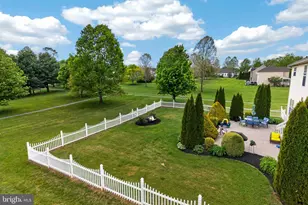 25 N Danbury Cir, Coatesville, PA 19320 - Photo 51