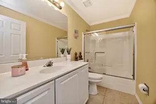 25 N Danbury Cir, Coatesville, PA 19320 - Photo 23