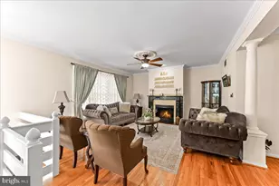 100 Stratford Ct, Malvern, PA 19355 - Photo 7