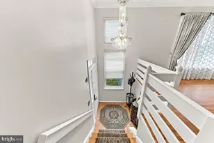 100 Stratford Ct, Malvern, PA 19355 - Photo 3