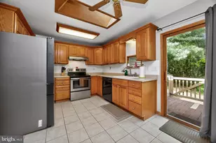 1121 Vermont Ln, Downingtown, PA 19335 - Photo 7