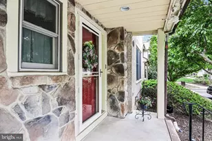36 Independence Pl, Chesterbrook, PA 19087 - Photo 3