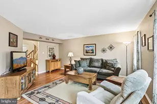 36 Independence Pl, Chesterbrook, PA 19087 - Photo 11