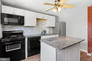 909 Woodlawn Ave, Phoenixville, PA 19460 - Photo 11