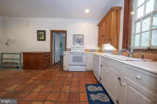 1250 Old Lancaster Rd, Berwyn, PA 19312 - Photo 19