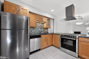 119 Valley Stream Cir, Chesterbrook, PA 19087 - Photo 7