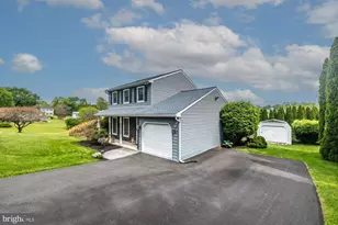114 Arianna Ln, Coatesville, PA 19320 - Photo 3
