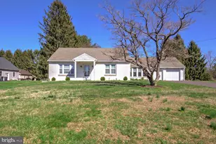 231 Warwick Rd, Elverson, PA 19520 - Photo 1