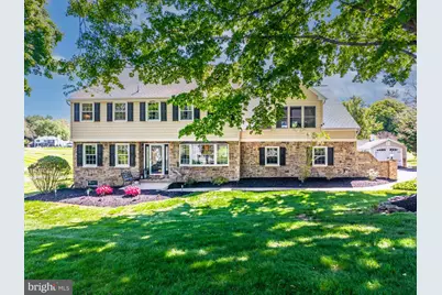 801 N Washington Ridge, West Chester, PA 19382 - Photo 1