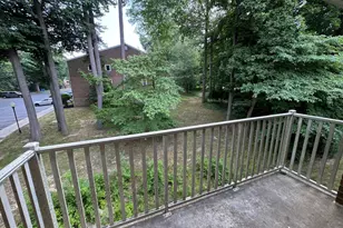 400 Campbell Cir, Downingtown, PA 19335 - Photo 9