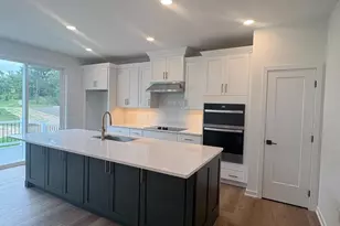 102 Camryn Ct, Downingtown, PA 19335 - Photo 7