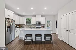 97 Four Leaf Dr, Downingtown, PA 19335 - Photo 11