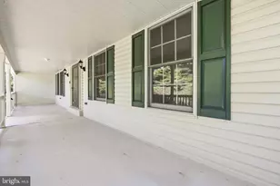 100 Noble Dr, Downingtown, PA 19335 - Photo 3