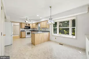 100 Noble Dr, Downingtown, PA 19335 - Photo 5
