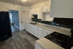 322 Charles St, Coatesville, PA 19320 - Photo 3