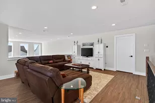 204 Equestrian Wy, Downingtown, PA 19335 - Photo 25