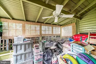 438 W 1st Ave, Parkesburg, PA 19365 - Photo 29