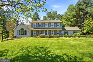 124 Ridgewood Cir, Downingtown, PA 19335 - Photo 1