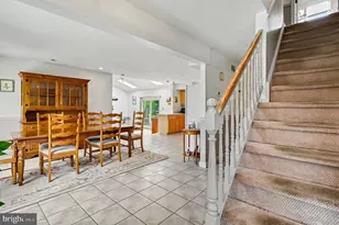102 Heather Hill Dr, Downingtown, PA 19335 - Photo 3