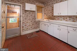255 Dean St, West Chester, PA 19382 - Photo 15