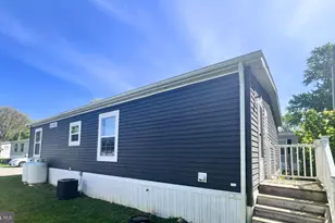 221 Jamie Ln, Sadsburyville, PA 19369 - Photo 3