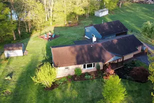 128 Mark Dr, Pottstown, PA 19465 - Photo 3