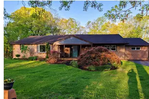 128 Mark Dr, Pottstown, PA 19465 - Photo 1