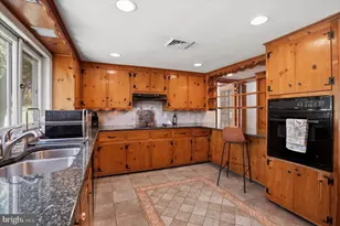 120 Farm Rd, Phoenixville, PA 19460 - Photo 9