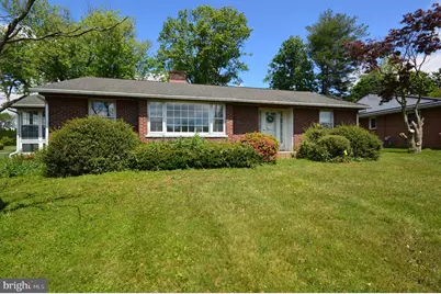 15 E Locust Street, Oxford, PA 19363 - Photo 1