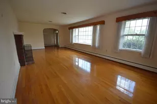 15 E Locust St, Oxford, PA 19363 - Photo 3