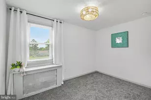 885 Woodlawn Ave, Phoenixville, PA 19460 - Photo 27