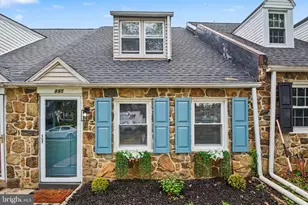 885 Woodlawn Ave, Phoenixville, PA 19460 - Photo 1