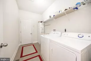 200 Gaston Ln, Coatesville, PA 19320 - Photo 23