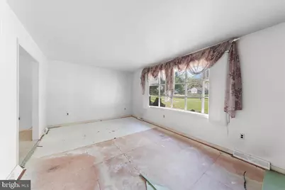 127 Governors Circle, Downingtown, PA 19335 - Photo 9