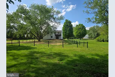 11 Prince Edwards Drive, Coatesville, PA 19320 - Photo 3