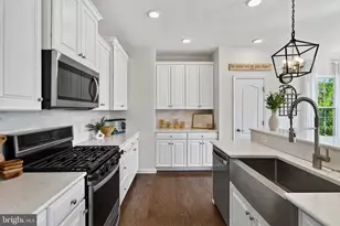231 Hanover Ct, Chester Springs, PA 19425 - Photo 17