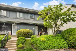 568 Foxwood Ln, Paoli, PA 19301 - Photo 1
