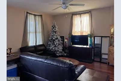 28 N 5th Avenue, Coatesville, PA 19320 - Photo 5