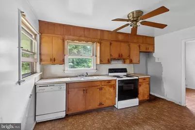 135 Pikeland Avenue, Spring City, PA 19475 - Photo 11