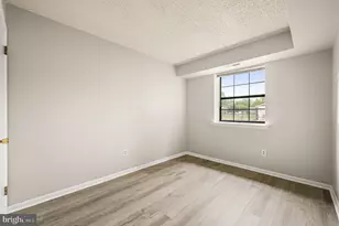 2410 Pond View Dr, West Chester, PA 19382 - Photo 17