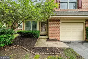 9 Oak Leaf Ln, Downingtown, PA 19335 - Photo 1