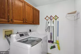 25 Carol Ln, Malvern, PA 19355 - Photo 11