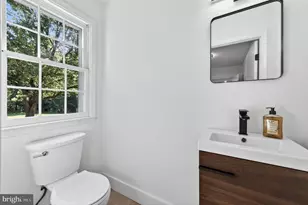 21 Collegeview Dr, Malvern, PA 19355 - Photo 11