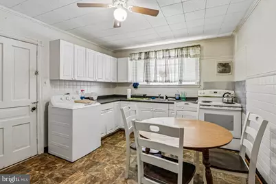 210 Graham Avenue, Coatesville, PA 19320 - Photo 9