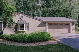 608 Whiteland Hunt Rd, Downingtown, PA 19335 - Photo 5