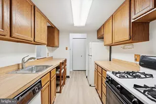 71 Drummers Ln, Wayne, PA 19087 - Photo 5